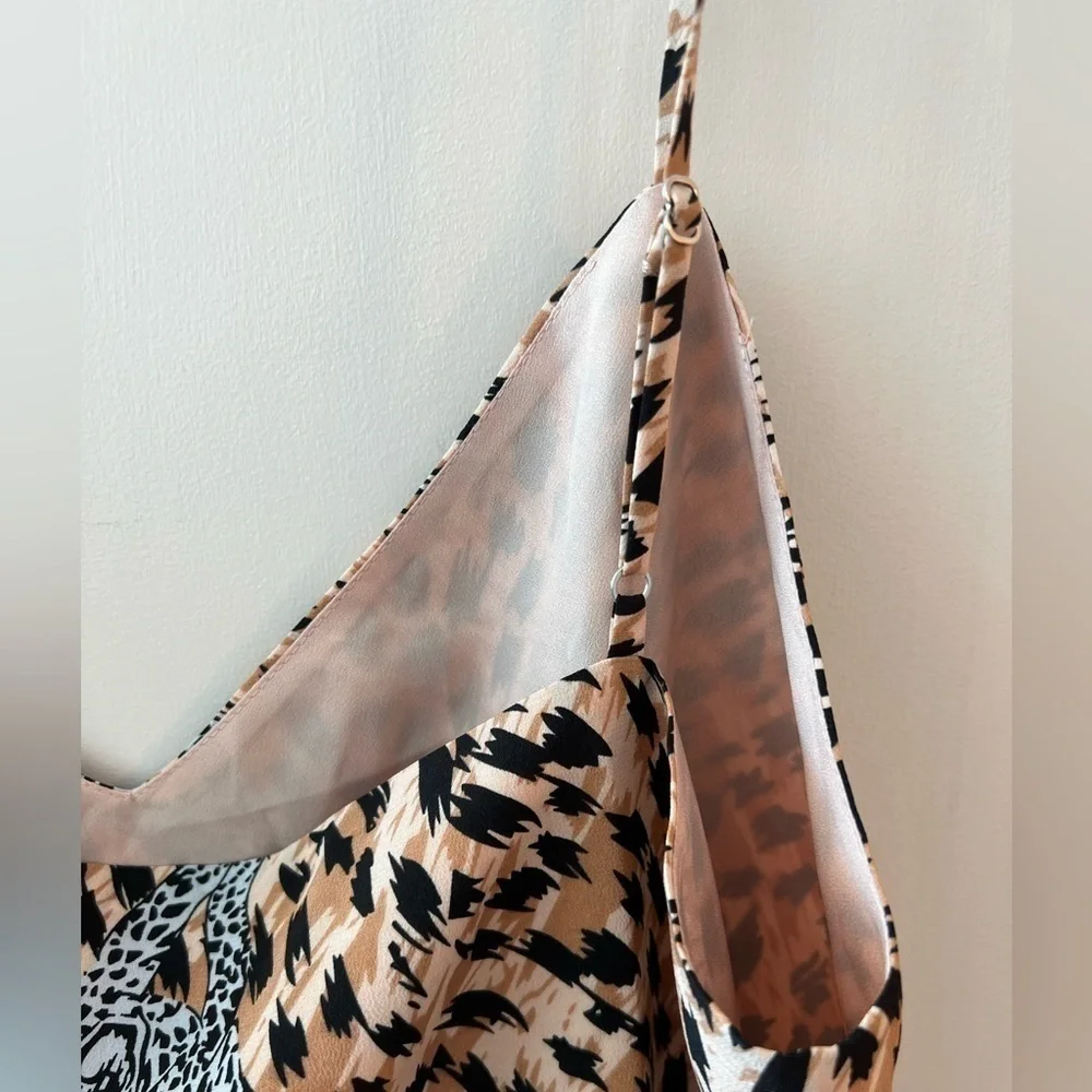 L'AGENCE Jane V Neck Cheetah Silk Camisole Animal Print Tank Top XS NwT - Picture 5 of 14